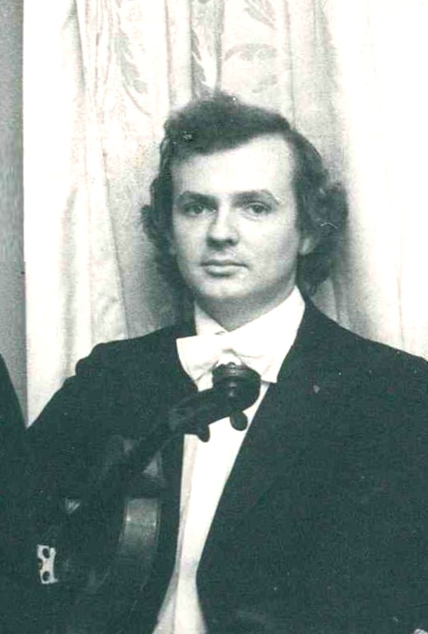 Юрий Аникеев